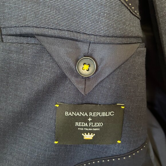 Banana Republic Classic Navy Suit - Jacket and Pants sold together - Picture 3 of 11
